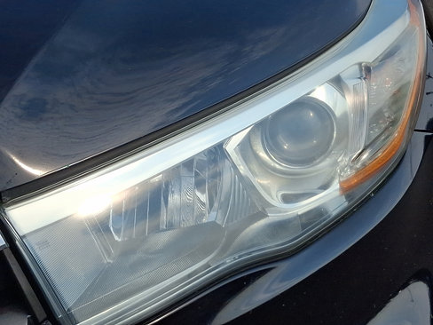 Used 2015 Toyota Highlander LE image 9