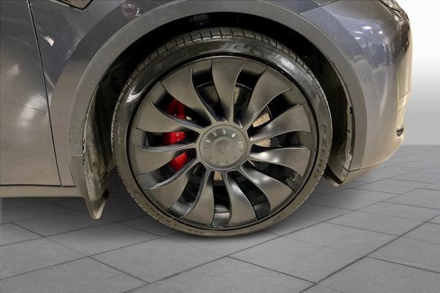 Used 2021 Tesla Model Y Performance image 10
