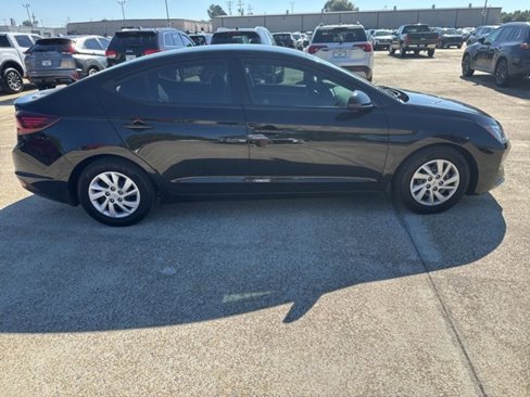 Used 2020 Hyundai Elantra SE w/ Cargo Package (C1) image 4
