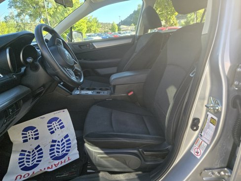 Used 2017 Subaru Outback 2.5i image 2