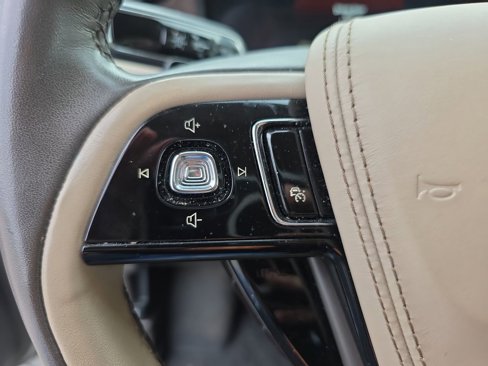 Used 2021 Lincoln Aviator Grand Touring w/ Elements Package Plus image 26
