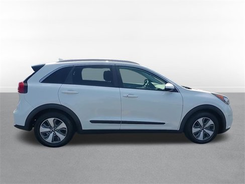 Used 2018 Kia Niro LX image 4