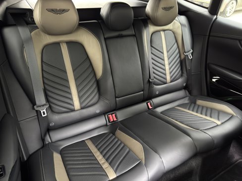 Used 2024 Aston Martin DBX 707 image 19