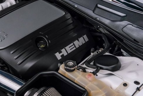 Used 2013 Dodge Challenger R/T image 24