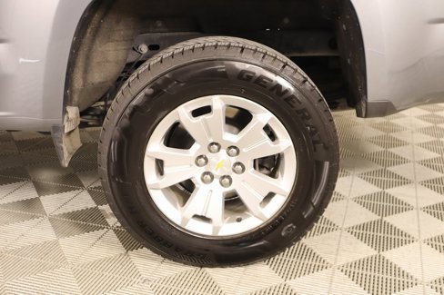 Used 2021 Chevrolet Colorado LT w/ Fleet Safety Package image 17