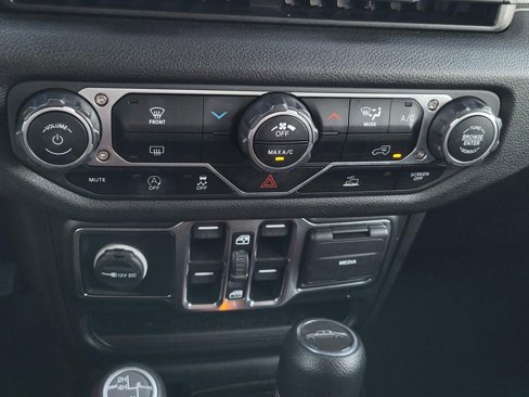 Used 2024 Jeep Gladiator Sport image 27