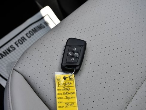 Used 2018 Volkswagen Tiguan SEL image 17