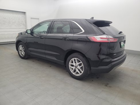 Used 2024 Ford Edge SEL image 3