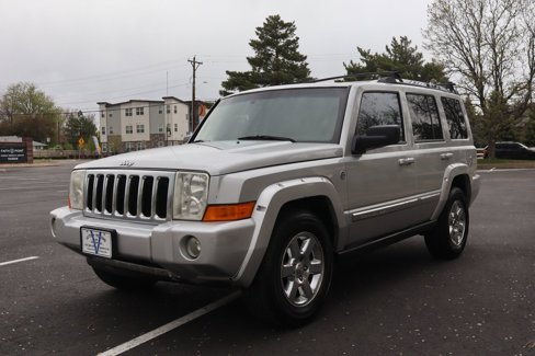 Used 2006 Jeep Commander Limited w/ Trailer Tow Group IV image 11