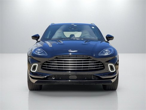 Used 2022 Aston Martin DBX image 11