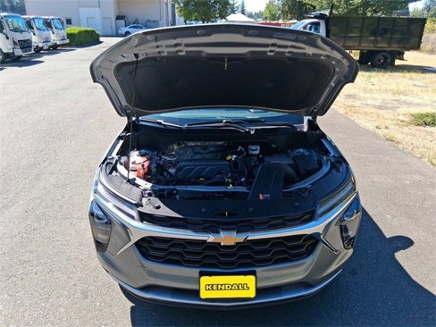 New 2025 Chevrolet Trax LT w/ Driver Confidence Package image 17