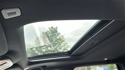 Used 2020 Jeep Grand Cherokee Limited image 12