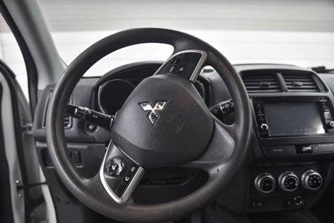 Used 2020 Mitsubishi Outlander Sport ES image 17