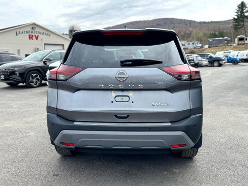 Used 2022 Nissan Rogue SV image 6