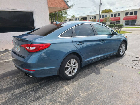 Used 2015 Hyundai Sonata SE image 3