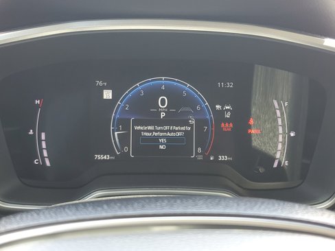 Used 2024 Toyota Corolla Cross XLE image 32