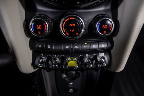 Used 2023 MINI Cooper SE image 28