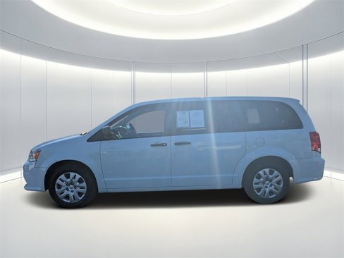 Used 2019 Dodge Grand Caravan SXT image 6