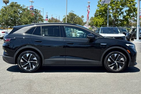 Used 2022 Volkswagen ID.4 Pro image 3
