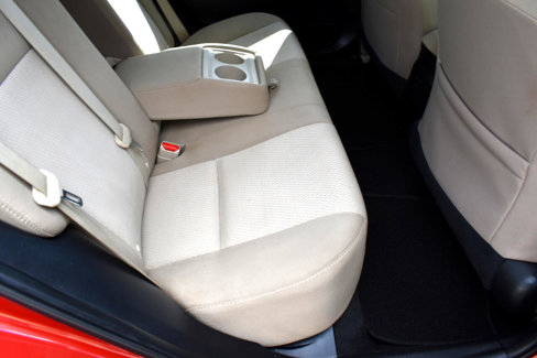 Used 2015 Toyota Corolla LE image 30
