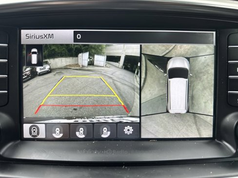 Used 2017 Kia Sorento SX image 33