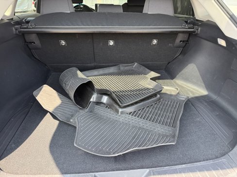 Certified 2022 Toyota Venza LE image 23