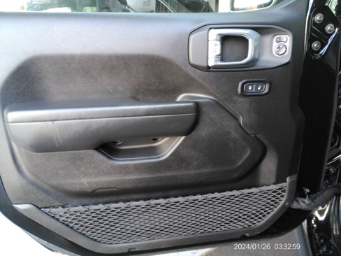 Used 2022 Jeep Wrangler Unlimited Sport image 13