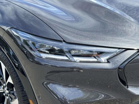 Certified 2021 Ford Mustang Mach-E Premium image 7