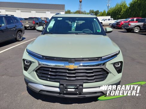 New 2026 Chevrolet TrailBlazer LT w/ LT Cold Weather Package image 2