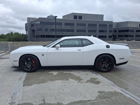 Used 2022 Dodge Challenger SRT Hellcat image 2