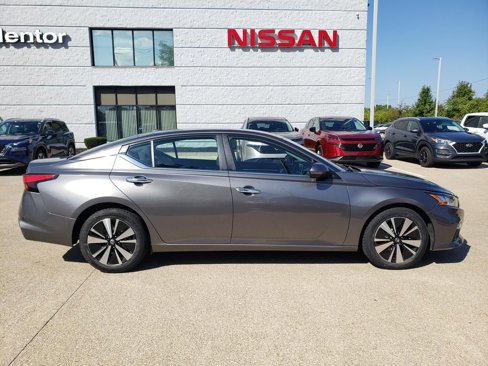 Certified 2022 Nissan Altima 2.5 SV image 9