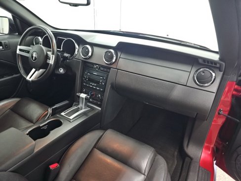 Used 2007 Ford Mustang Premium image 13