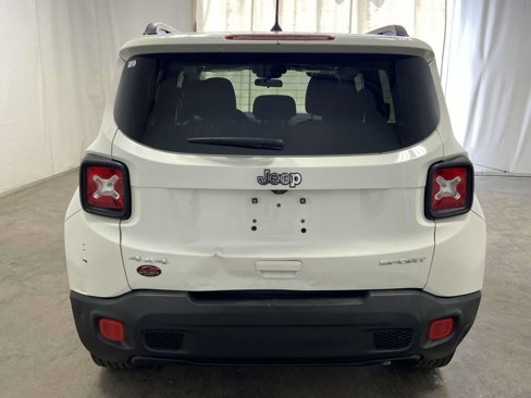 Used 2018 Jeep Renegade Sport w/ Power & Air Group image 4