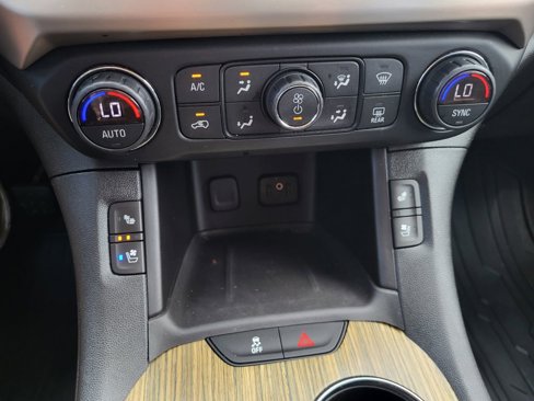 Used 2019 GMC Acadia Denali image 14