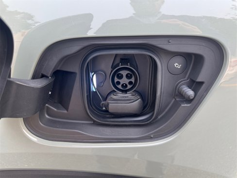 Certified 2023 Volvo C40 P8 Recharge Ultimate w/ Protection Package Premier image 20