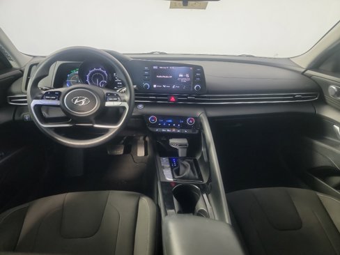 Used 2022 Hyundai Elantra Blue image 21