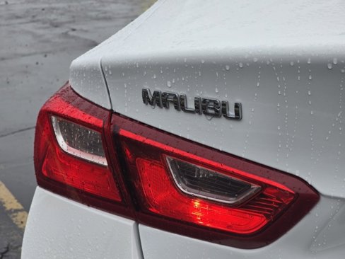 Used 2023 Chevrolet Malibu LT image 11