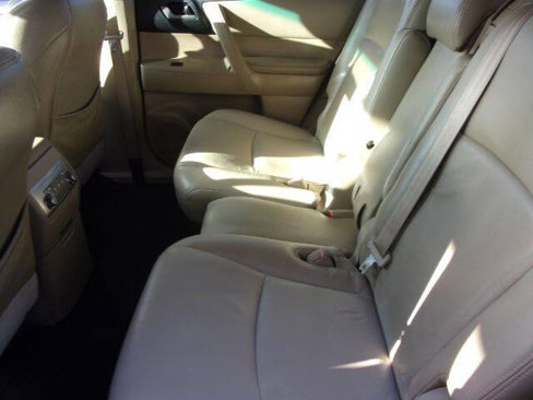 Used 2012 Toyota Highlander FWD image 11