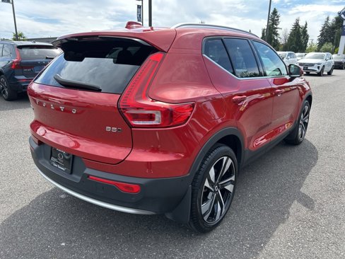 Certified 2024 Volvo XC40 B5 Plus w/ Climate Package image 2