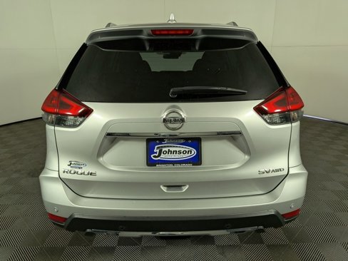 Used 2020 Nissan Rogue SV image 6