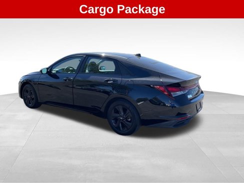 Used 2023 Hyundai Elantra SEL w/ Cargo Package image 3