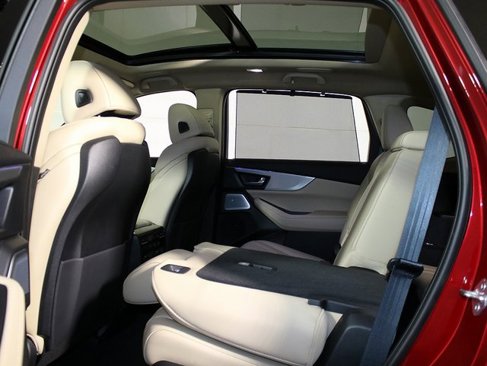 Used 2025 Acura MDX w/ Technology Package image 15