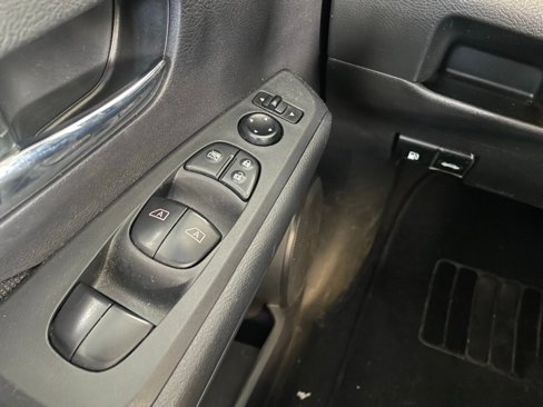 Used 2024 Nissan Kicks SV image 8