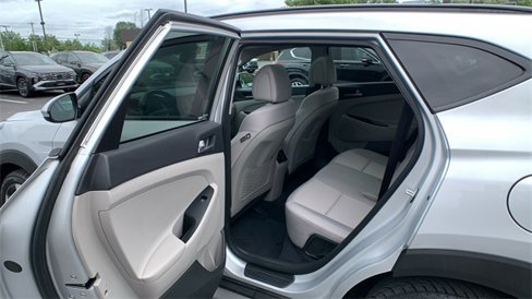Used 2018 Hyundai Tucson Value w/ Cargo Package image 19
