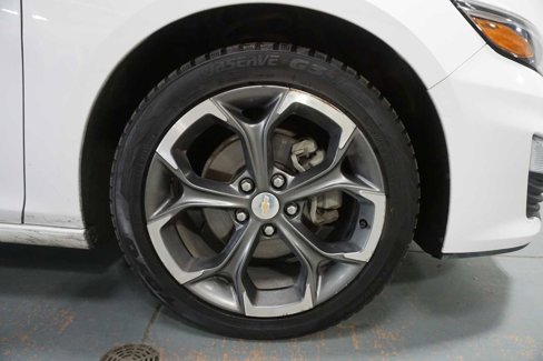 Used 2023 Chevrolet Malibu LT image 9