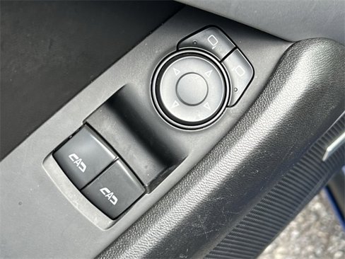 Used 2018 Chevrolet Camaro LT w/ Technology Package image 13