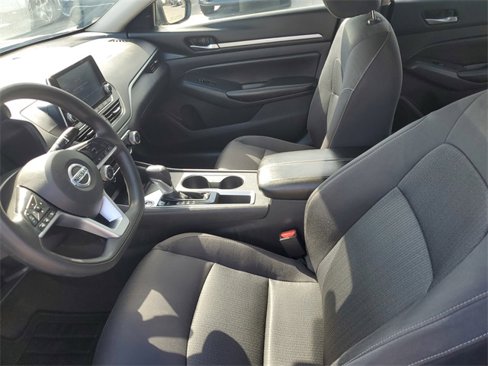 Used 2022 Nissan Altima 2.5 SV image 18