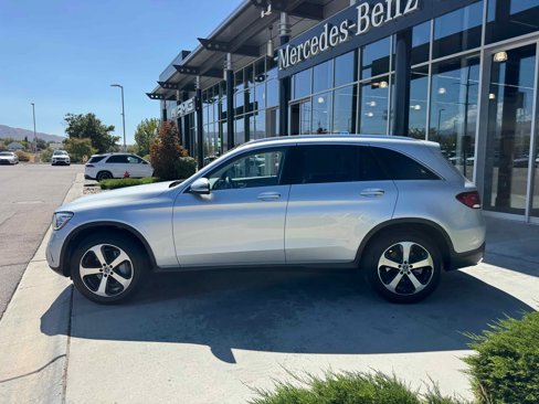 Used 2020 Mercedes-Benz GLC 300 4MATIC image 3