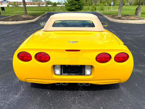 Used 2003 Chevrolet Corvette Convertible w/ Preferred Equipment Group1 image 12