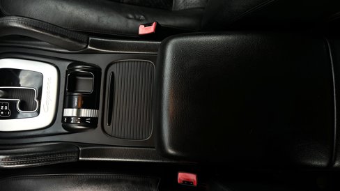 Used 2010 Porsche Cayenne image 15